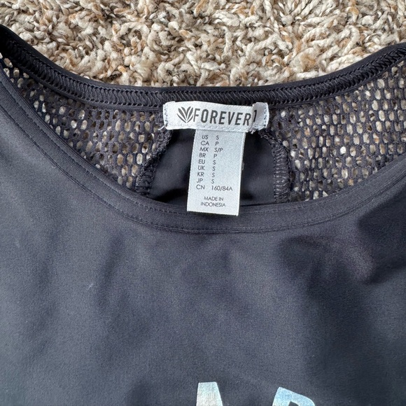 SWIM TOP - Picture 3 of 3